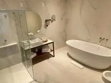 Juma Ópera - LUXURY MANSION - Banheiro
